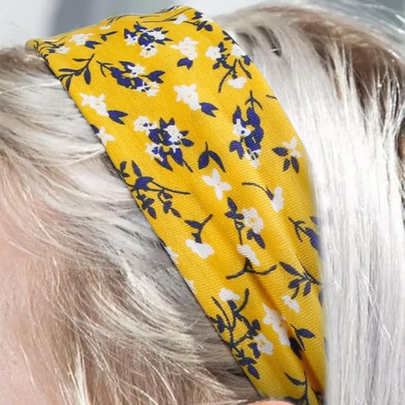 What are the matching styles for women's polyester hair?